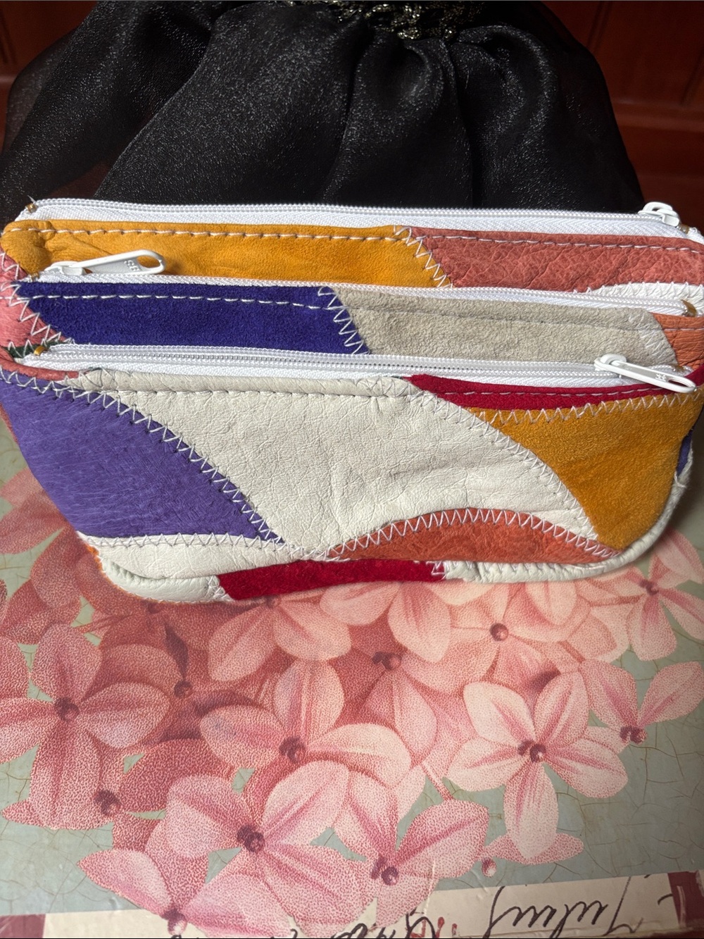 Vintage 80s Patchwork Leather Zip Pouch many pockets - Picture 5 of 10